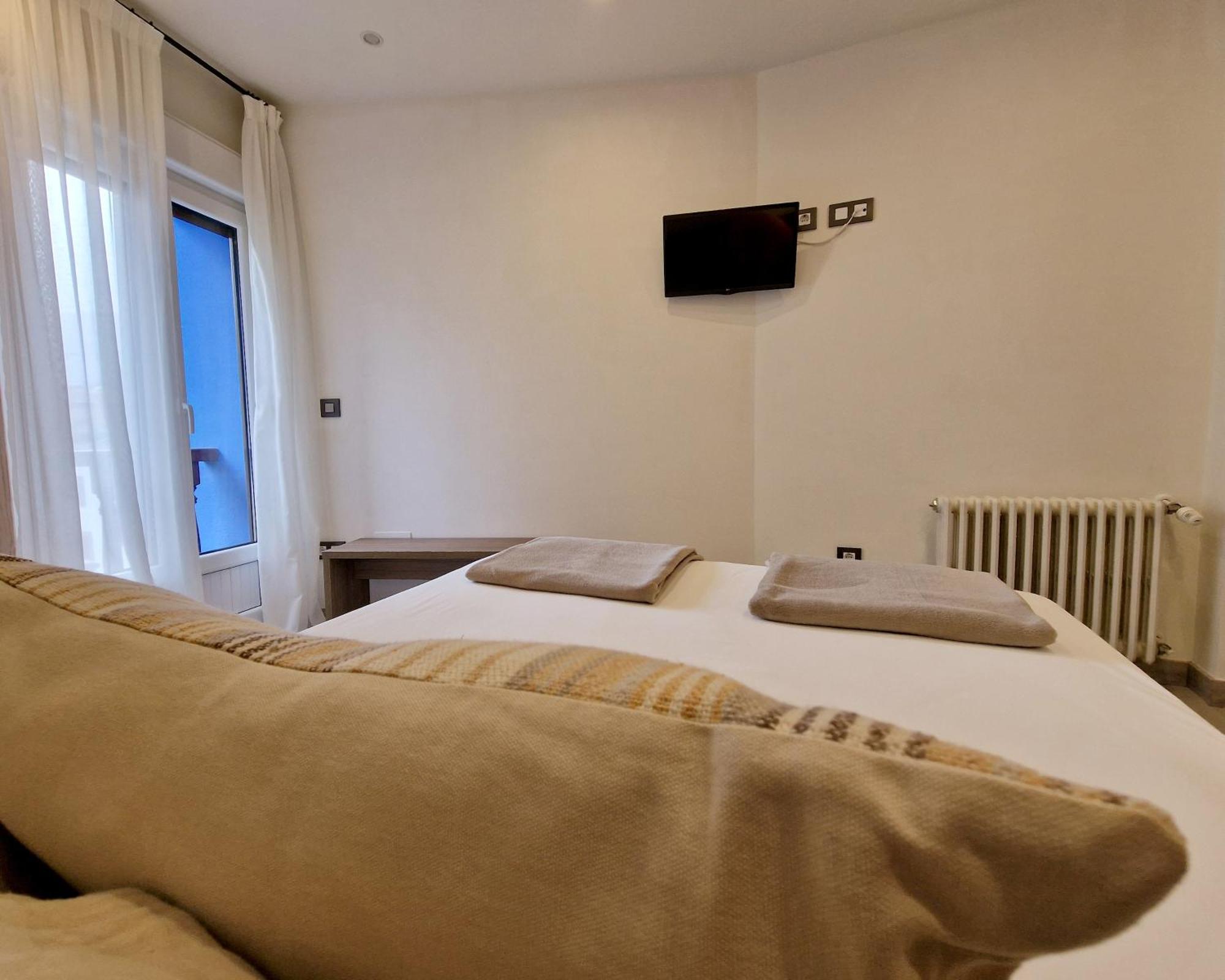 Hostal Remona Эспинама Экстерьер фото
